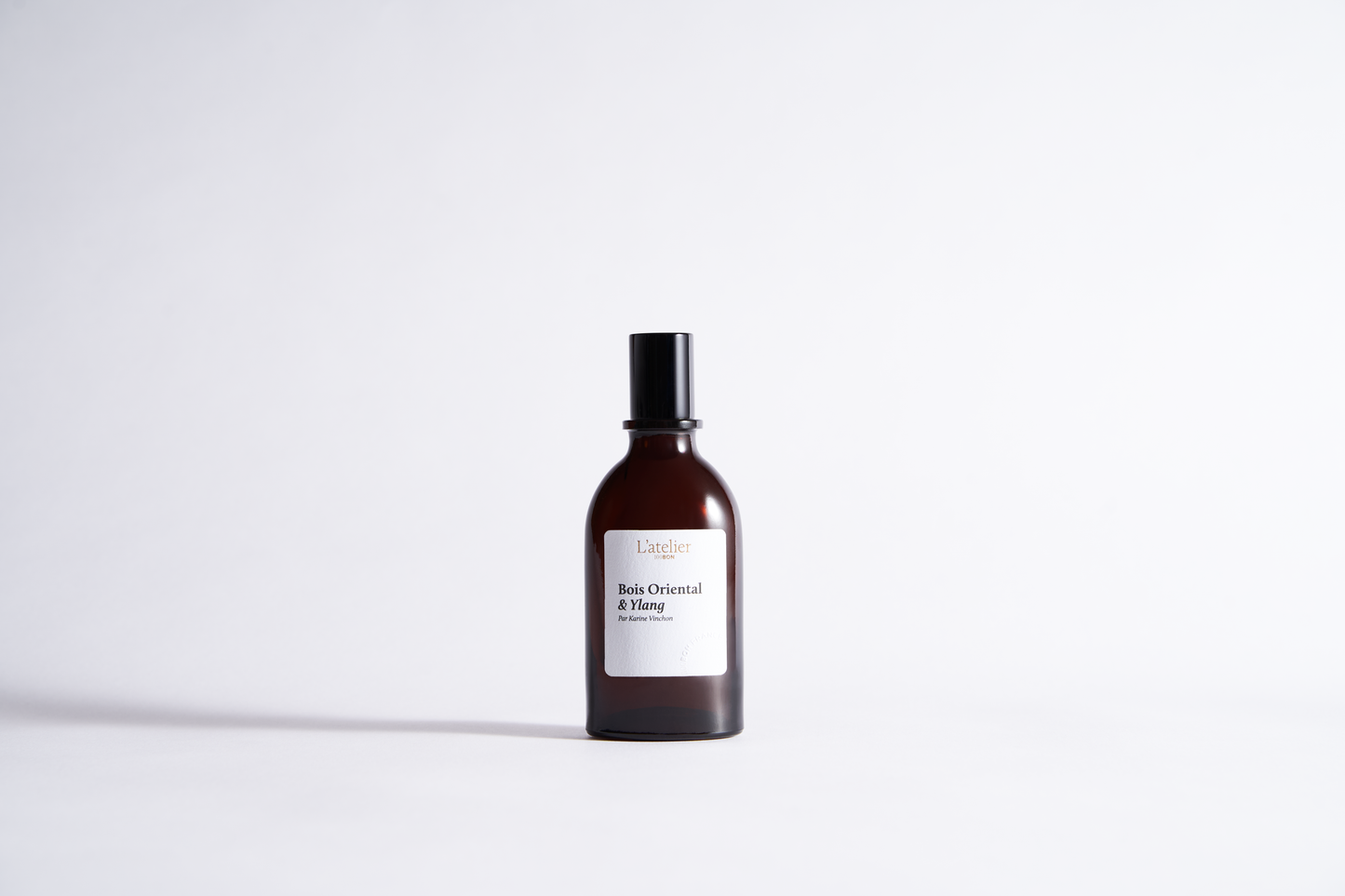 Flacone profumo Ylang Éternel con note esotiche di ylang-ylang, spezie e legni orientali