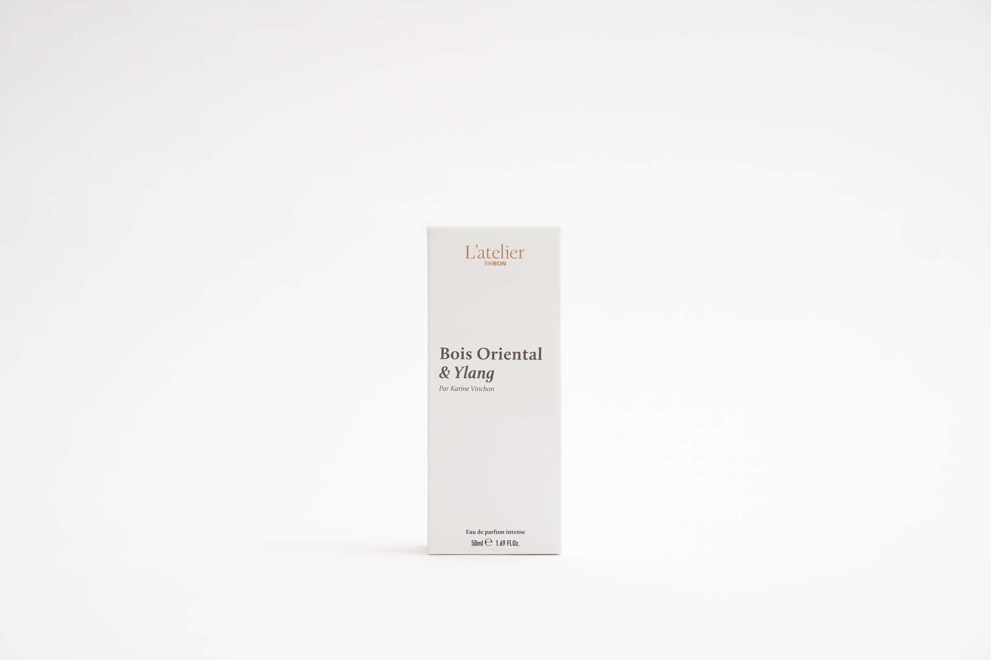 Flacone profumo Ylang Éternel con note esotiche di ylang-ylang, spezie e legni orientali